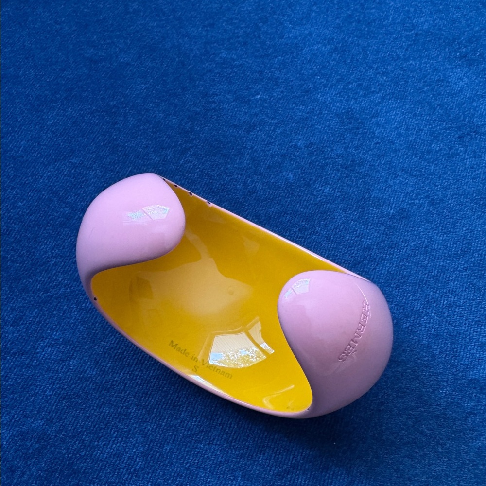 HERMES Bois‎ Laque Pink Lacquered
Wood Cuff Bracelet - Picture 6 of 9